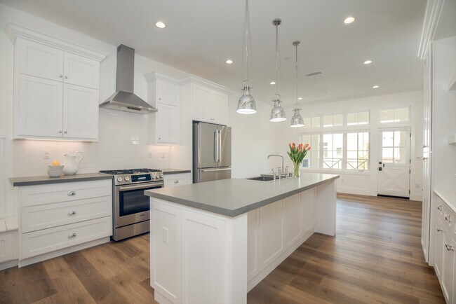 Photo - 170 Lottie Ln