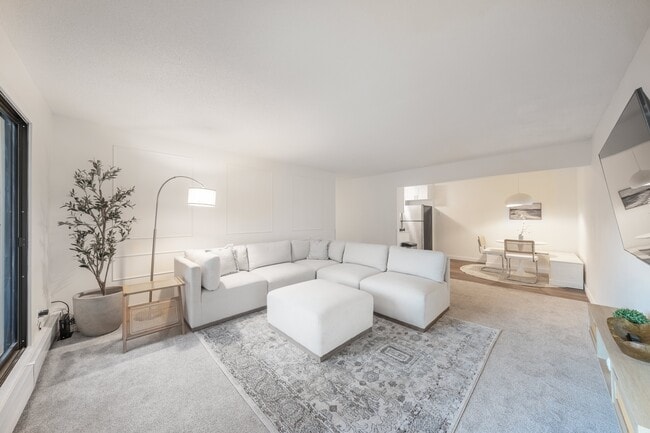 Photo - 4371 Wilshire Blvd Unit B203