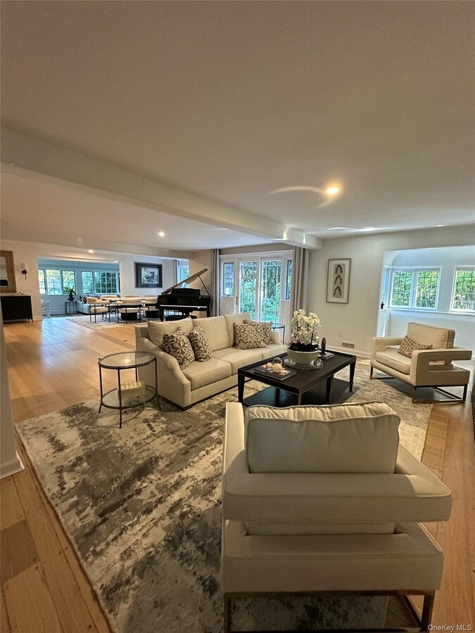 Photo - 9 Beacon Hill Rd