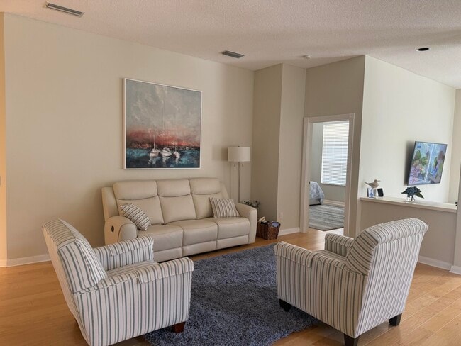 Photo - 4957 SE Heartleaf Terrace