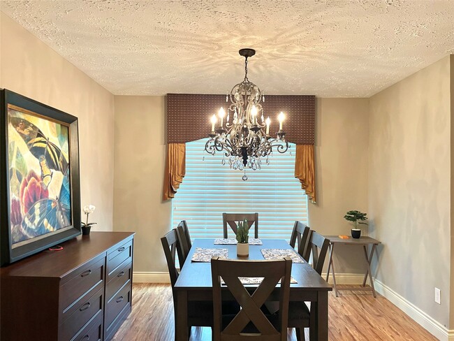 Photo - 3023 Sam Houston Dr