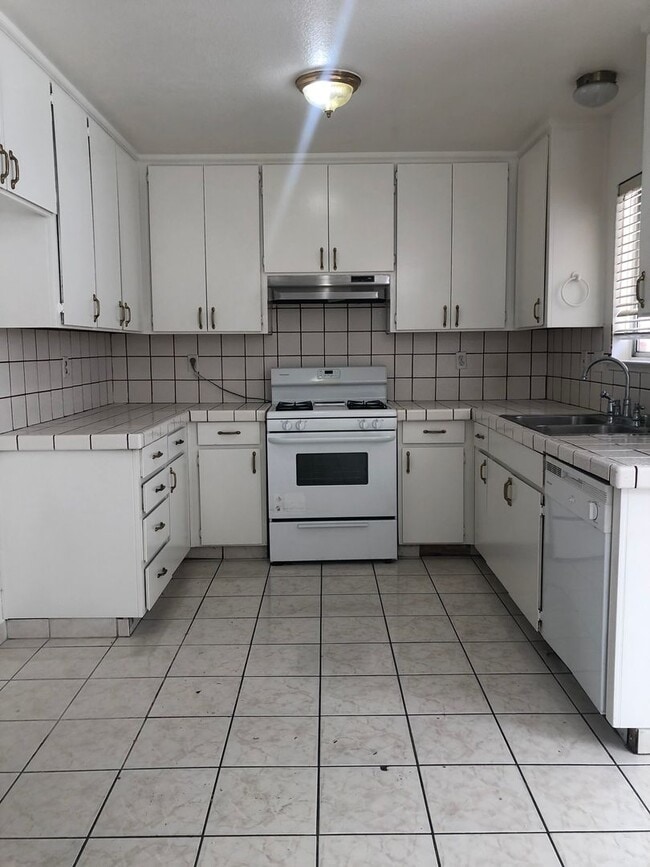 Photo - Love Where You Live - 2 Weeks Free Rent! Beautiful Home in Turlock