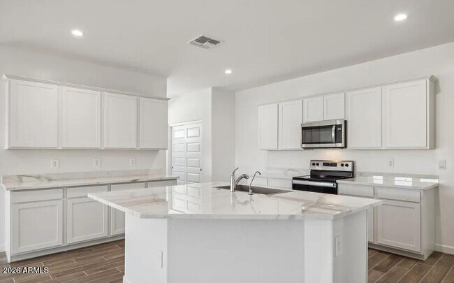 48506 N Duran Wy