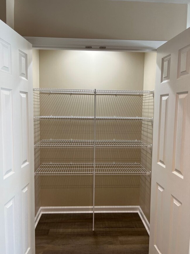 Photo - Nice 2 bedroom, 2 bath Duplex