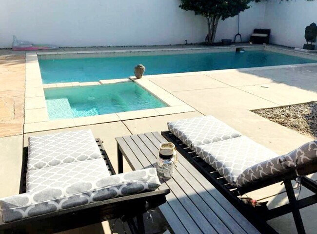 Private home with pool and spa - 6713 Murietta Ave Unit Studio