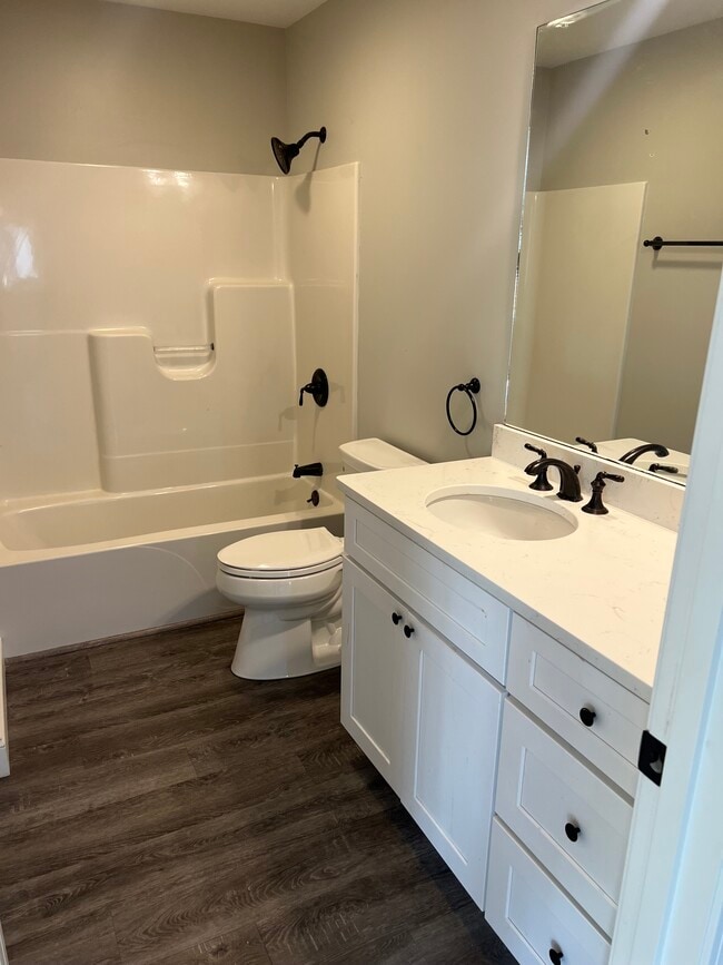 64 Cleveland St Unidad Cleveland unit 2