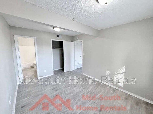 Photo - 139 N Claybrook St Unit 2