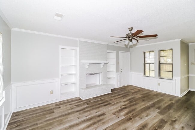 Photo - 6349 Valleydale Dr
