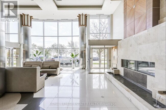 Photo - 58 Marine Parade Dr Unit 806