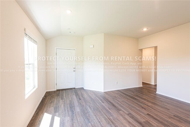 Photo - 968 S Brambling Ln