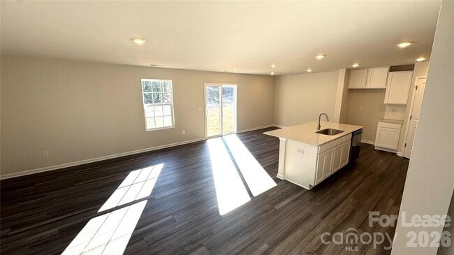 Photo - 3307 Crawford Ave