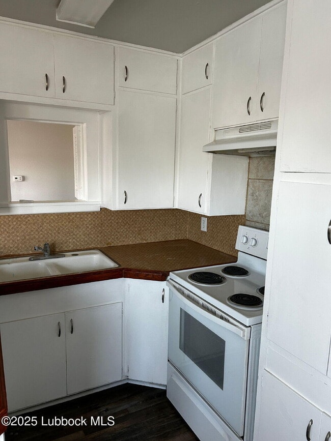 Photo - 2420 38th St