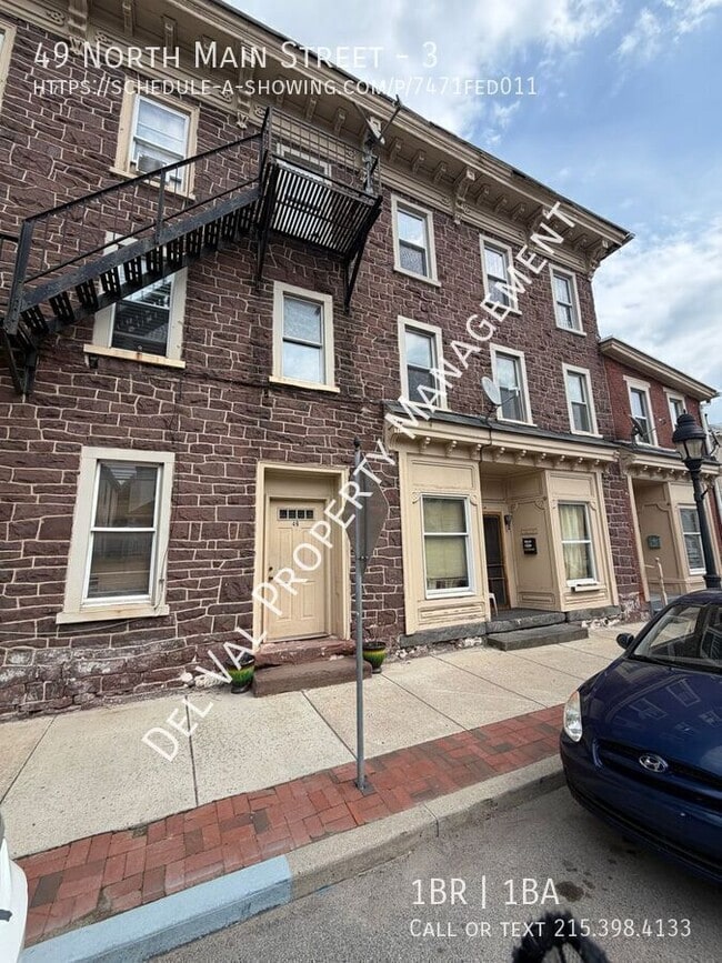 Building Photo - 49 N Main St Unit 3