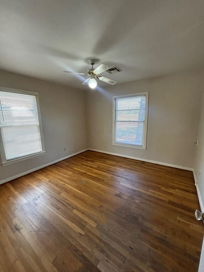 Photo - Perfect Size South Waco Home