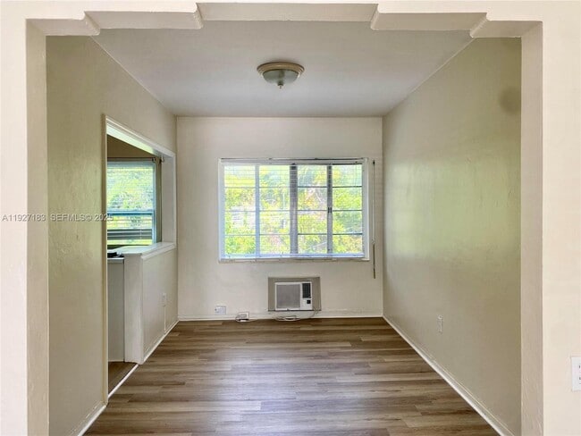 Photo - 673 NE 92nd St Unit 8F