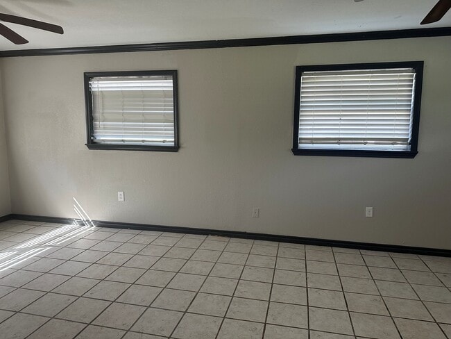 Photo - 2708 County Rd 686