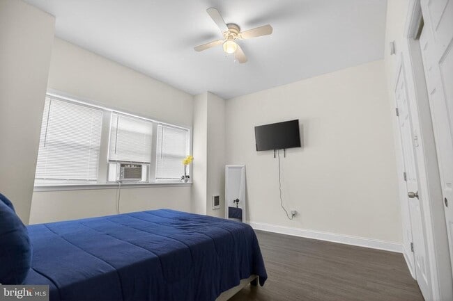 Photo - 3138 W Allegheny Ave Unit B