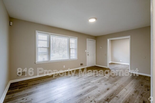 Building Photo - 5911 E 100 Terrace Rental