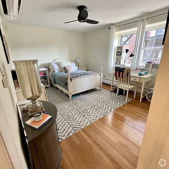 Building Photo - 182 Beacon St Rental