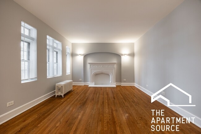 Building Photo - 72 Pine Ave Unit 2C