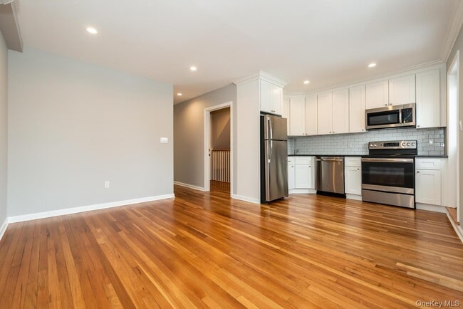 Photo - 680 Willis Ave Unit B