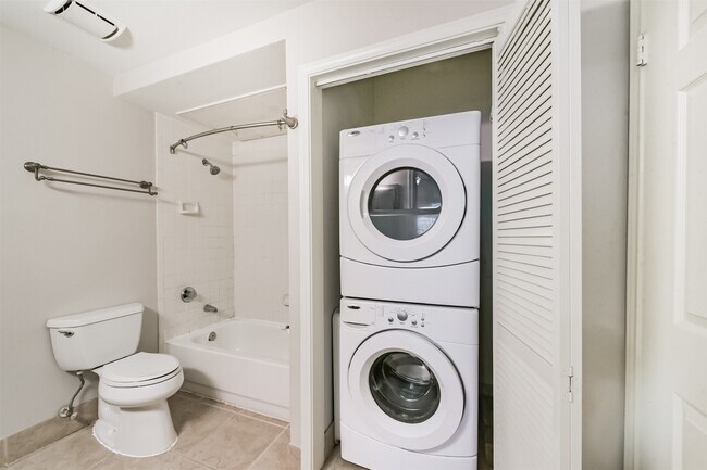 Photo - 3231 Allen Pkwy Unit 6103