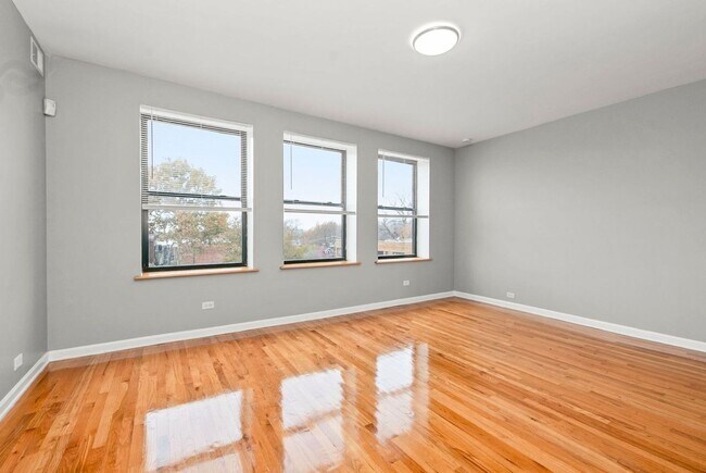 Photo - Two Bedroom in South Shore