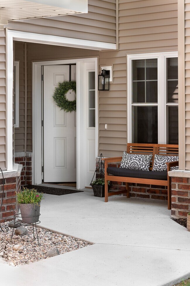 Manchester Oaks Private Entrance