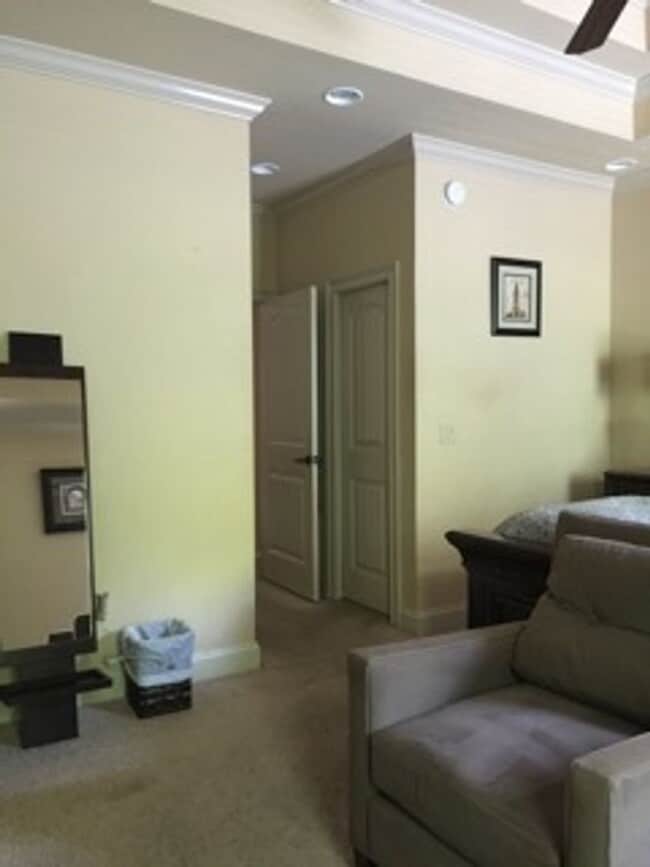 Photo - 3 Bed, 3.5 Bath Townhome – Prime Location!