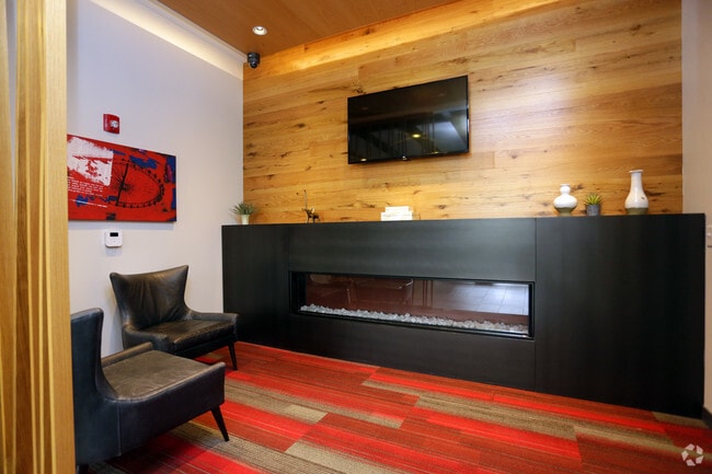 Photo - Yorktown Apartments