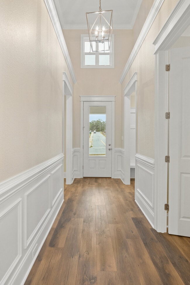 Photo - 513 Knotted Pine Ln