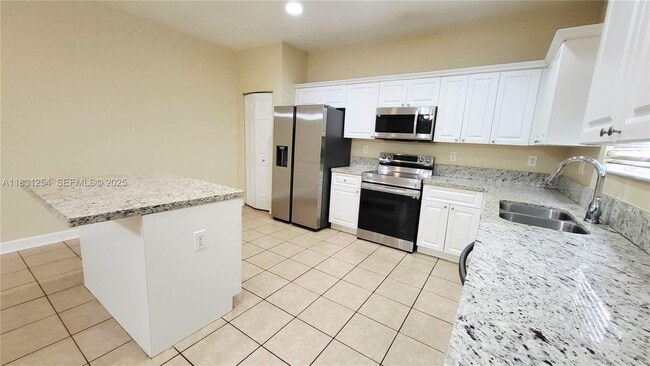 Photo - 9409 SW 225th St