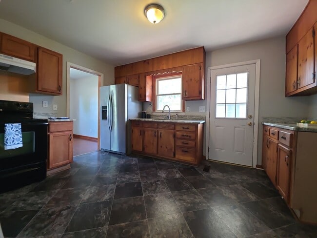 Photo - 3204 Berkley St SW