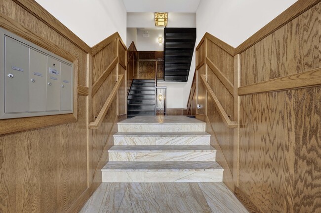 Photo - 4911 S Calumet Ave Unit 1N