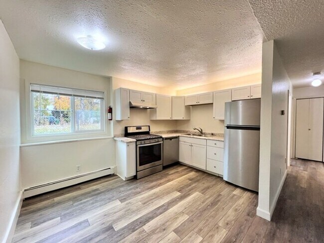 Photo - 1555 Latouche St Unit 1