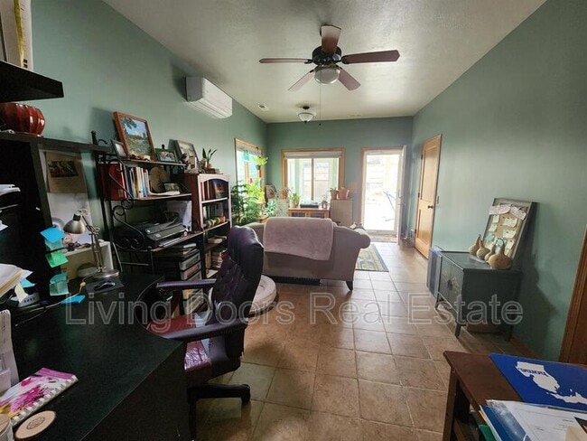 Photo - 2551 Worthington Ave