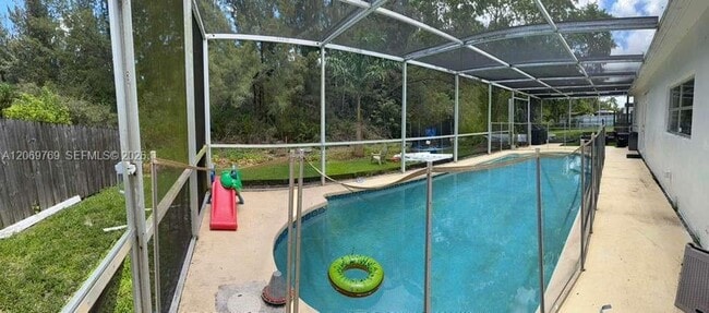 Photo - 5450 SW 55th Ave