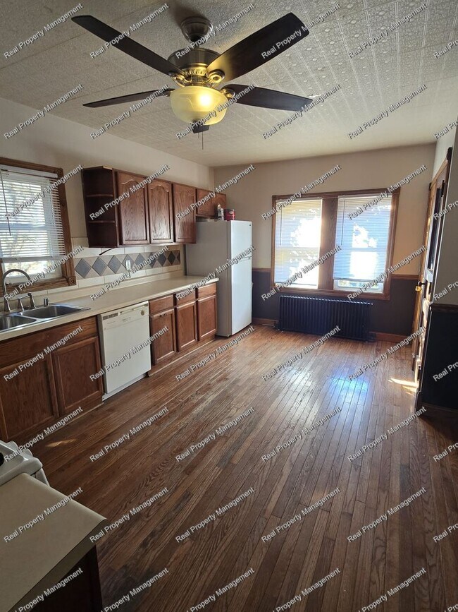 Photo - Freshly Painted 3 Bedroom