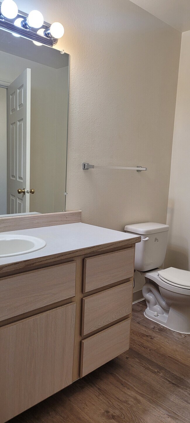 Photo - Vista Unit 21