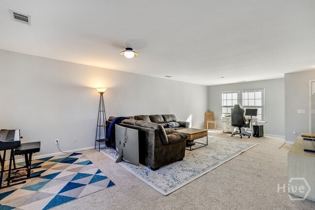 Photo - 3 Blackberry Ln