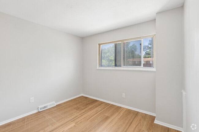 2BR, 1.5BA - 1,175SF - Bedroom