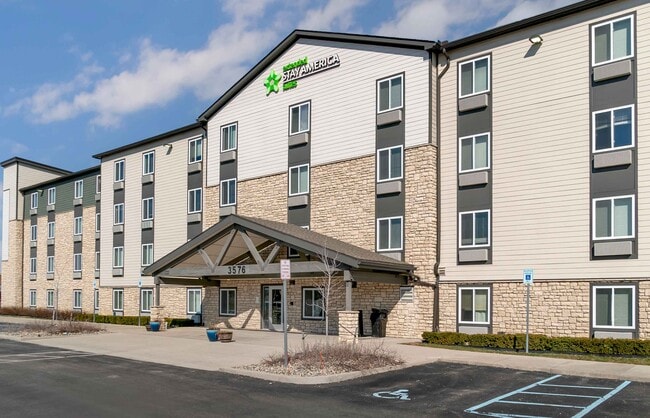 Photo - Furnished Studio-Detroit - Rochester Hills Apartment