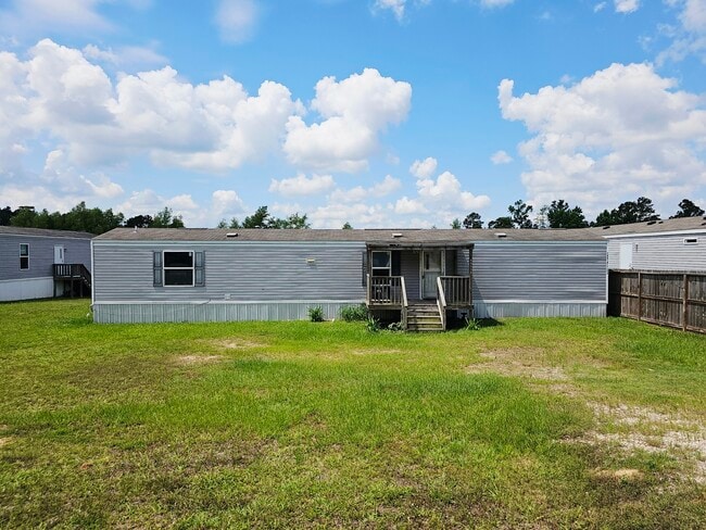 Photo - 16618 Fairman Dr
