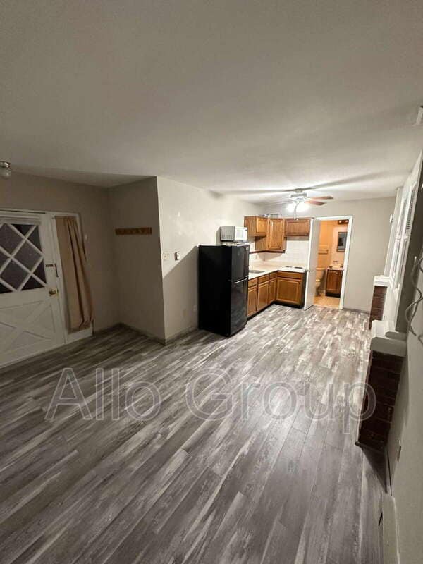 Building Photo - 655 Green St Unit 4