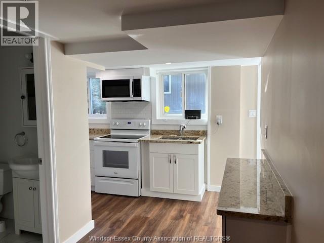 Photo - 3401 Roxborough Ave