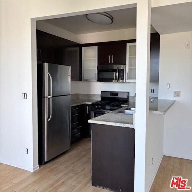 Photo - 884 Palm Ave Unit 301