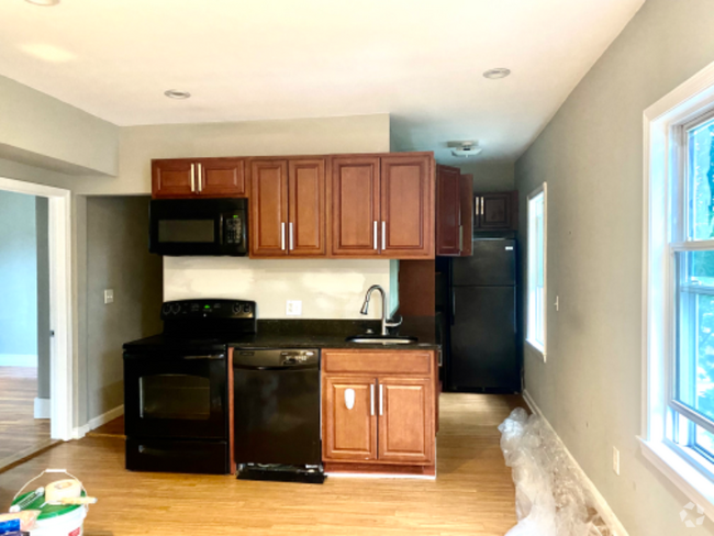 Building Photo - 15 Sturtevant Ave Unit 3 Rental