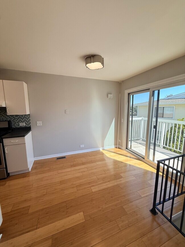 Photo - 722 Whitesail Dr