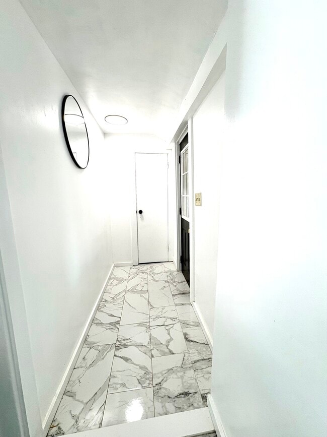 Photo - 14 Hackmatack St