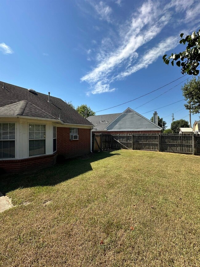 Photo - 7652 Baysweet Dr